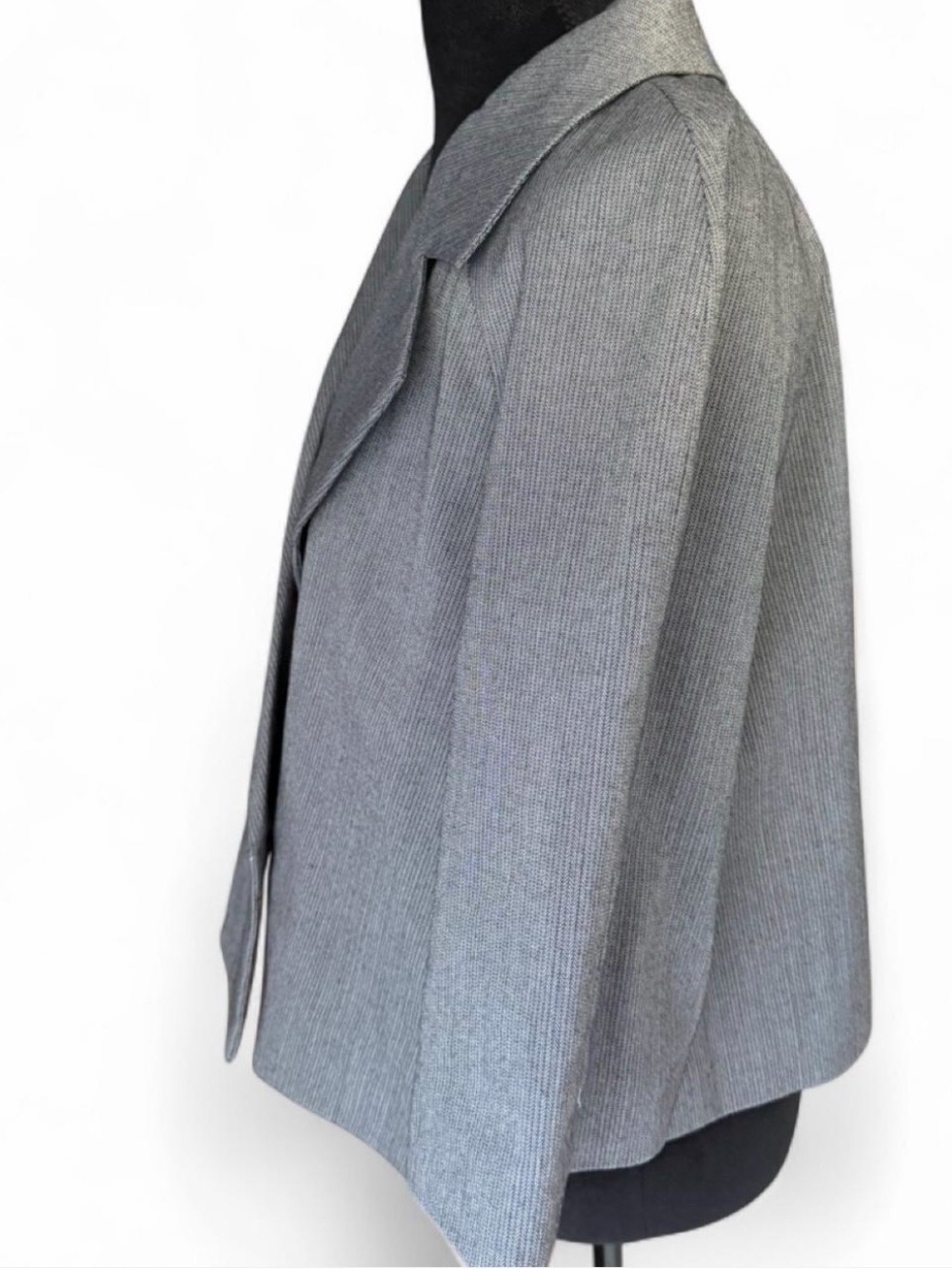 Women's Gray Cropped Double-Breasted Jacket - Picture 3 of 5